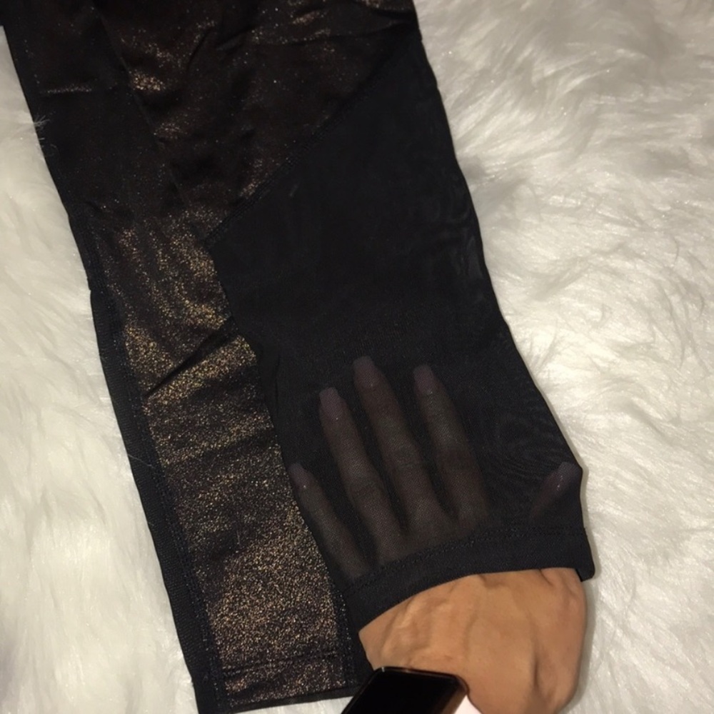 Xersion Performance Legging - Picture 2 of 4